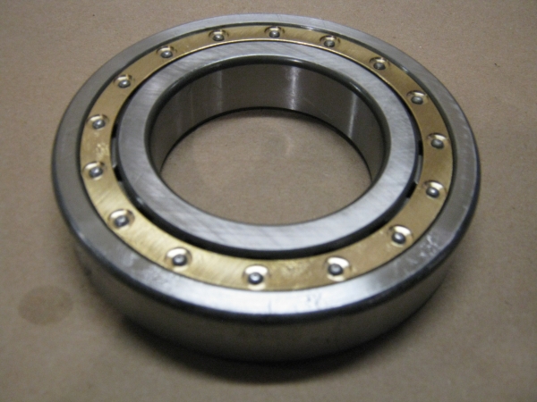 23048025